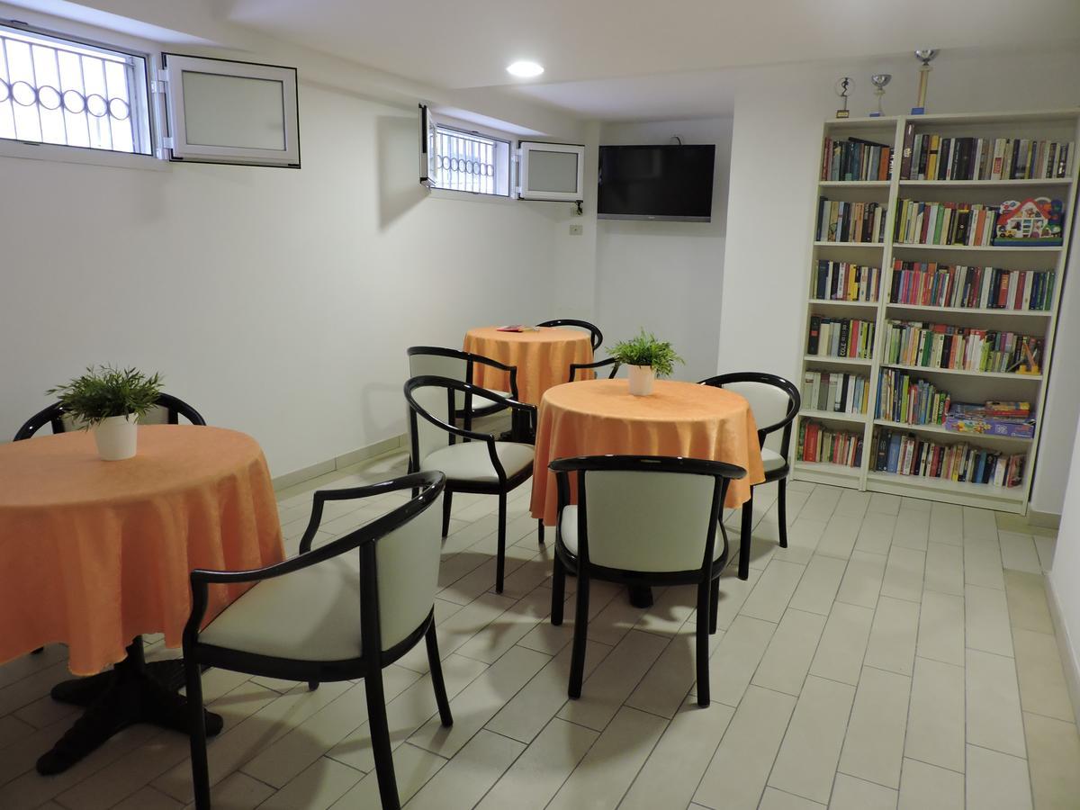 Albergo Sabrina Rimini Dış mekan fotoğraf